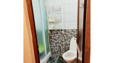3 սենյականոց բնակարան Արամ Խաչատրյան փողոցում Գյումրիում, 82 քմ, բարձր առաստաղներ