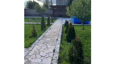 Մեկ հարկանի քարե տուն, Ղարիբջանյան մայրուղի Ղարիբջանյանում, 100 քմ, 1500 քմ հողի վրա