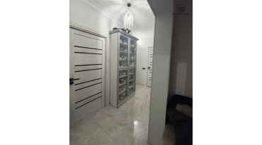 3 սենյականոց բնակարան Պարույր Սևակի փողոցում Գյումրիում, 84 քմ