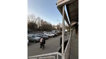 Բազմաֆունկցիոնալ գույք Սայաթ-Նովա փողոցում Գյումրիում, 45 քմ